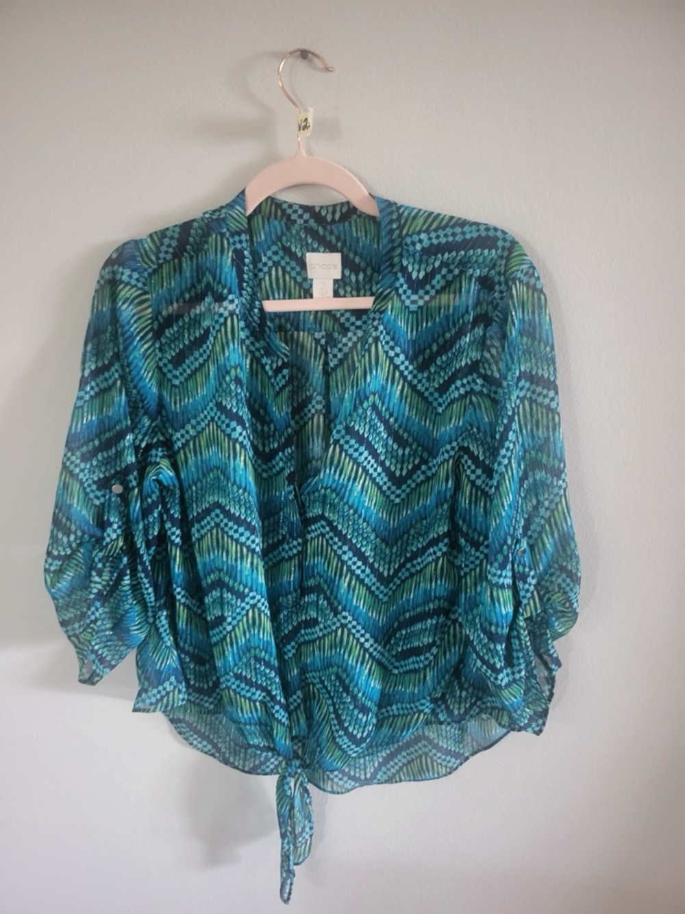 Women’s Chico’s Teal Blue Green Patterned Tie Front Top Size 2 (L/XL) Like New